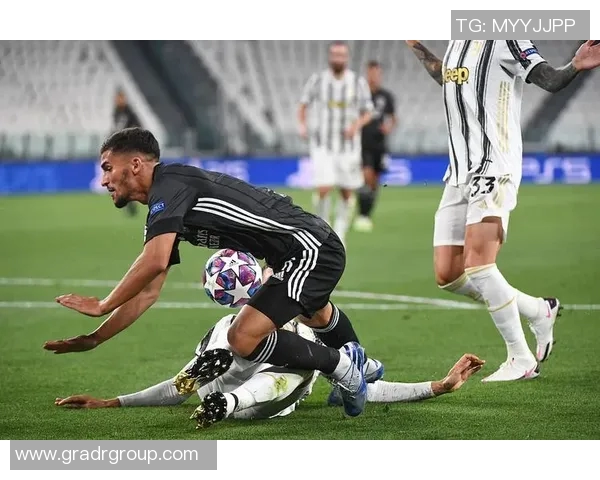 里昂与尤文激战正酣比赛结果揭晓引发热议